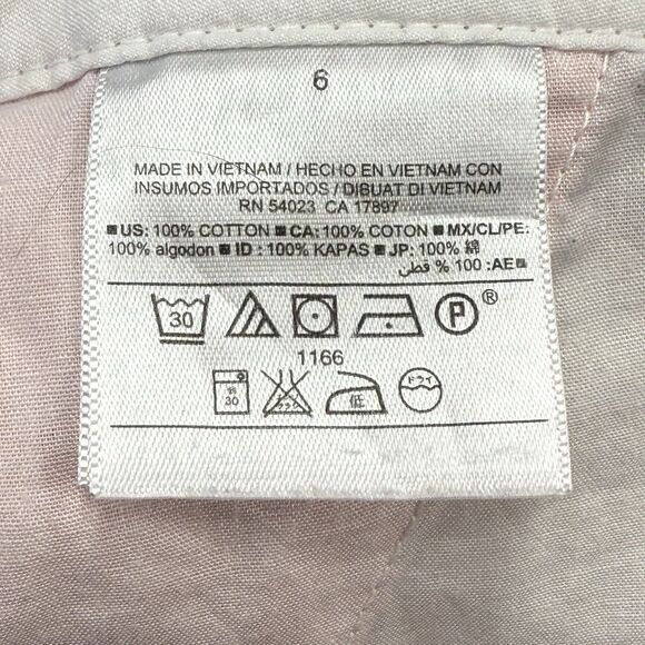 Old Navy Everyday Shorts Womens Size 6 Chino Pink Print Mid Rise 100% Cotton - Picture 3 of 9